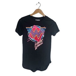 WW84‎ Wonder Woman Black Short Sleeve T-Shirt,  SizeXS